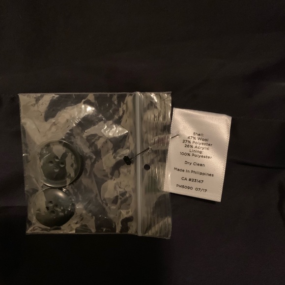 Talbots Petites Plaid White and Navy Jacket NWT 6P - Picture 8 of 8